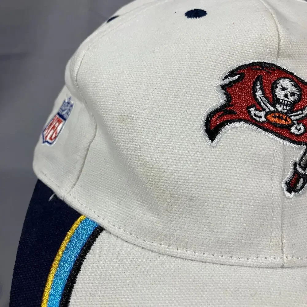 Tampa Bay Buccaneers Super Bowl XXXVII Champions Hat Reebok NFL On Field Cap‎